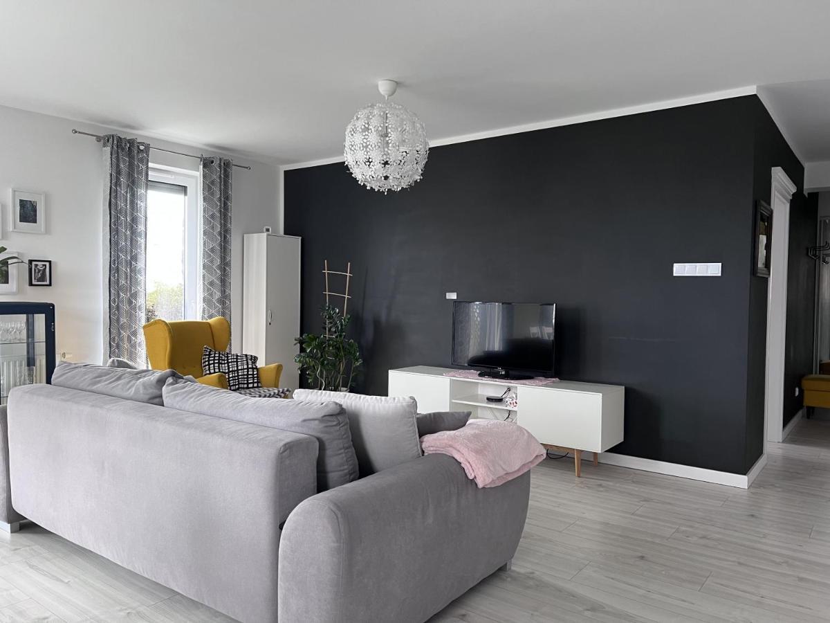 Apartament Z Tarasem Na Osiedlu Rakownica 耶莱尼亚古拉 外观 照片