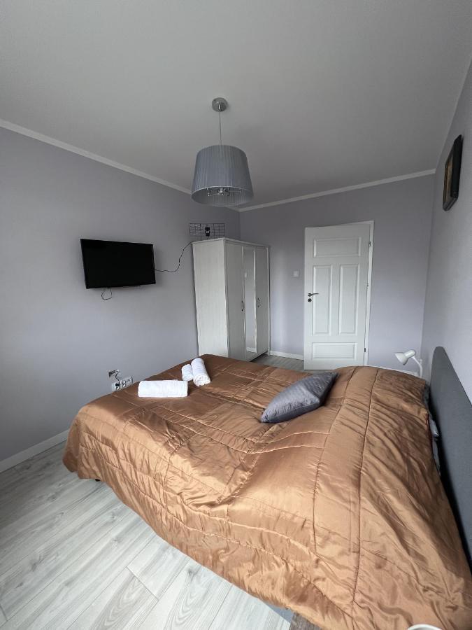 Apartament Z Tarasem Na Osiedlu Rakownica 耶莱尼亚古拉 外观 照片