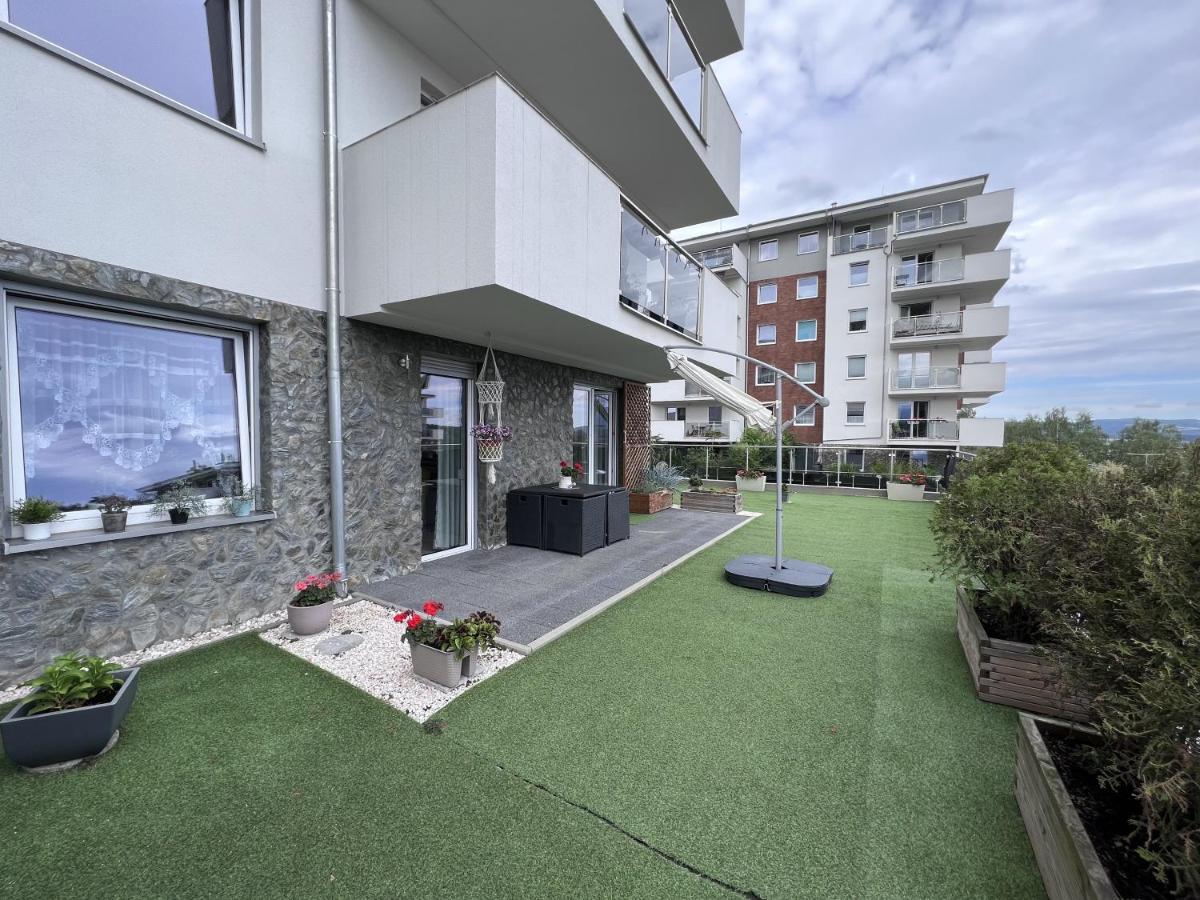 Apartament Z Tarasem Na Osiedlu Rakownica 耶莱尼亚古拉 外观 照片